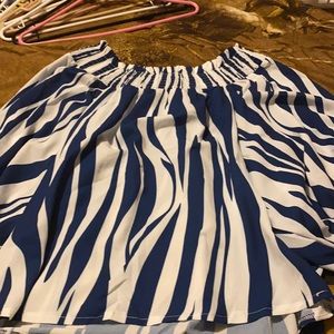 Navy/white stripped blouse. Off shoulder or on.